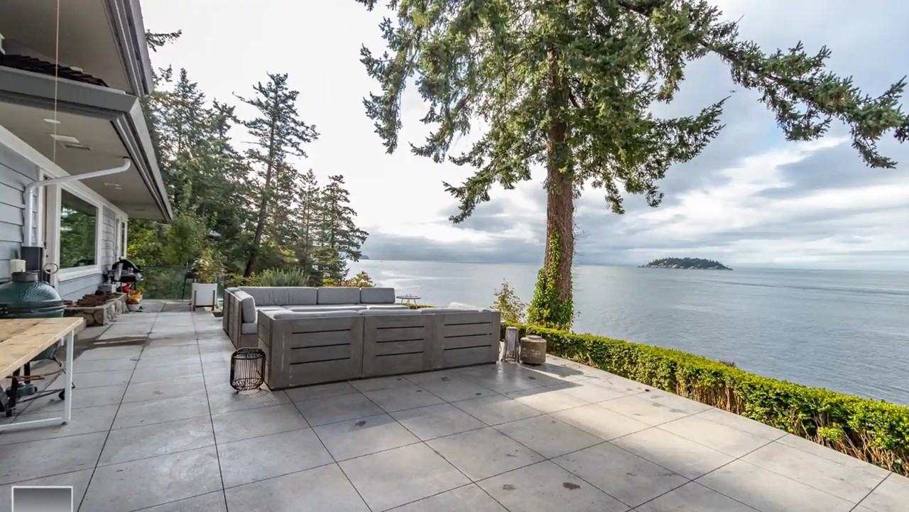 6161 St. Georges Cres - Photo 4 of 50