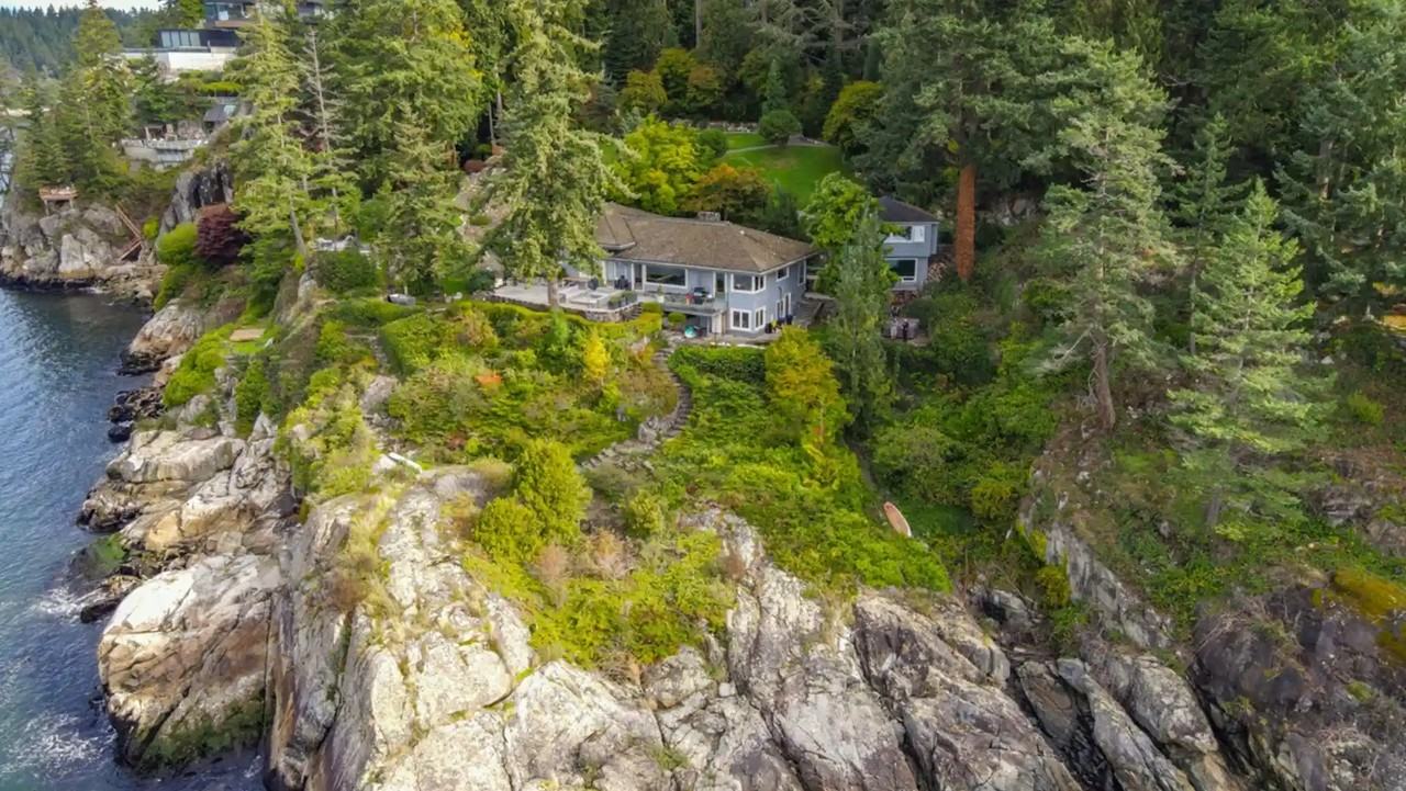 6161 St. Georges Cres - Photo 7 of 50