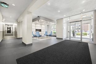 95 Paisley Blvd W - Photo 1 of 1