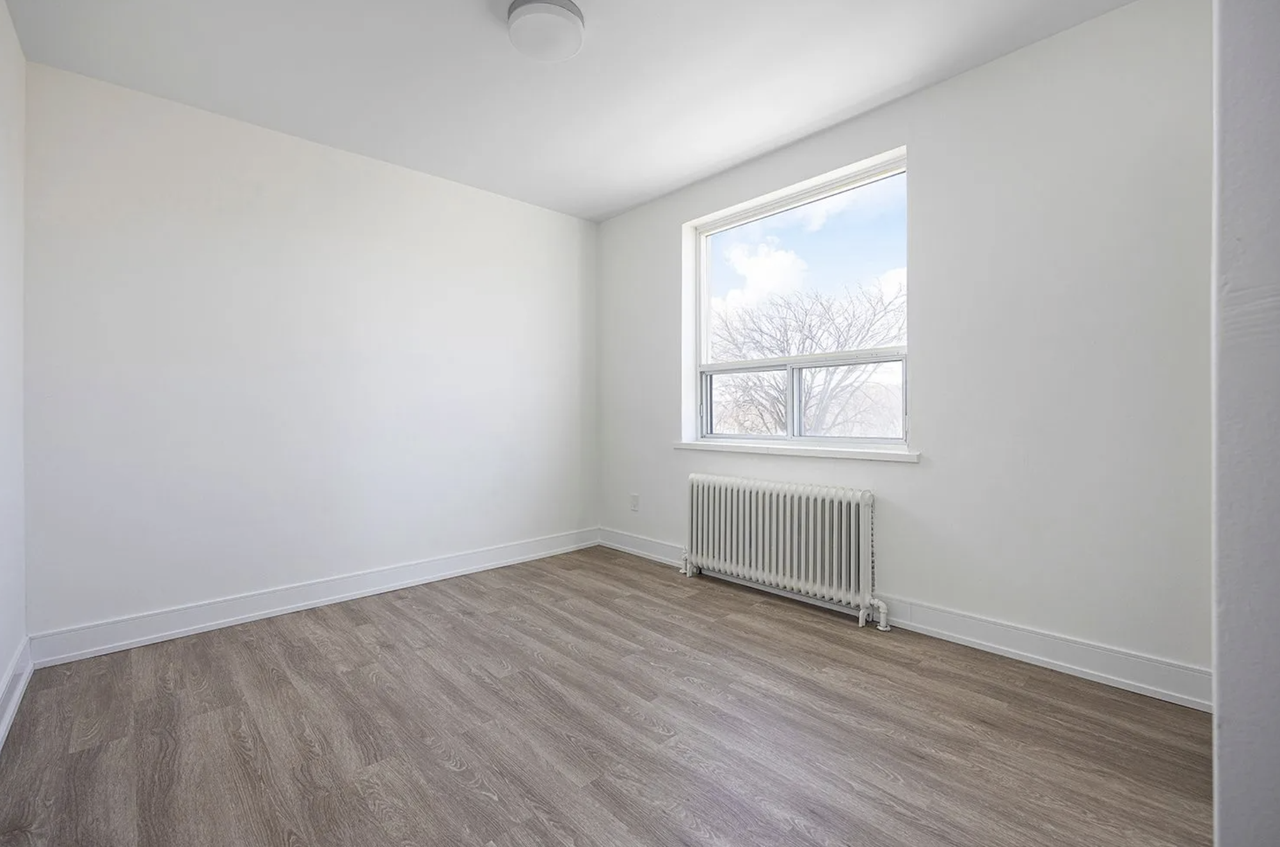 45 Forty Second St - Photo 5 of 16