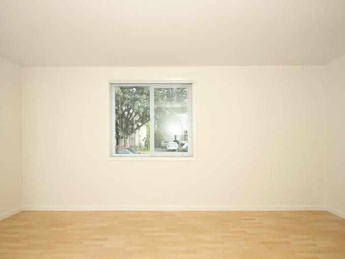 670 Live Oak Ave #01 - Photo 3 of 7