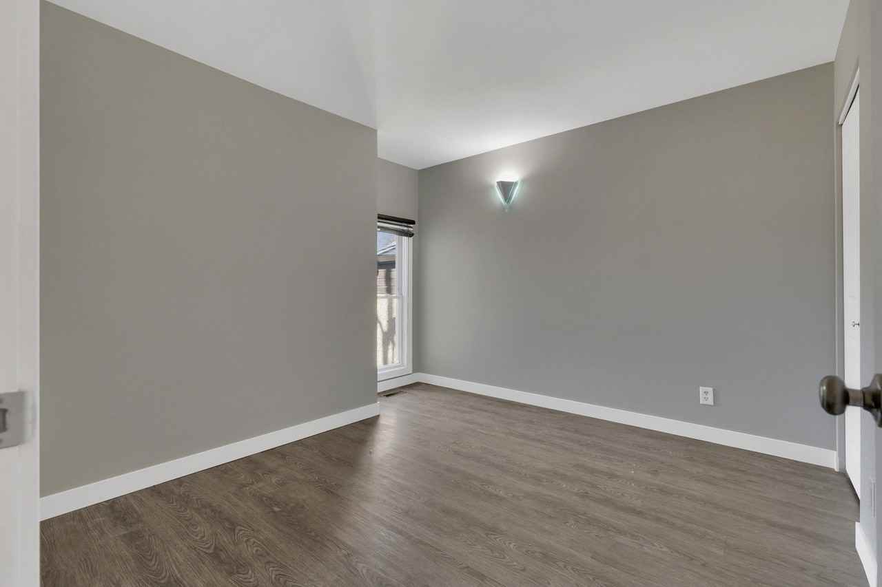 20 Taft Cres - Photo 7 of 21