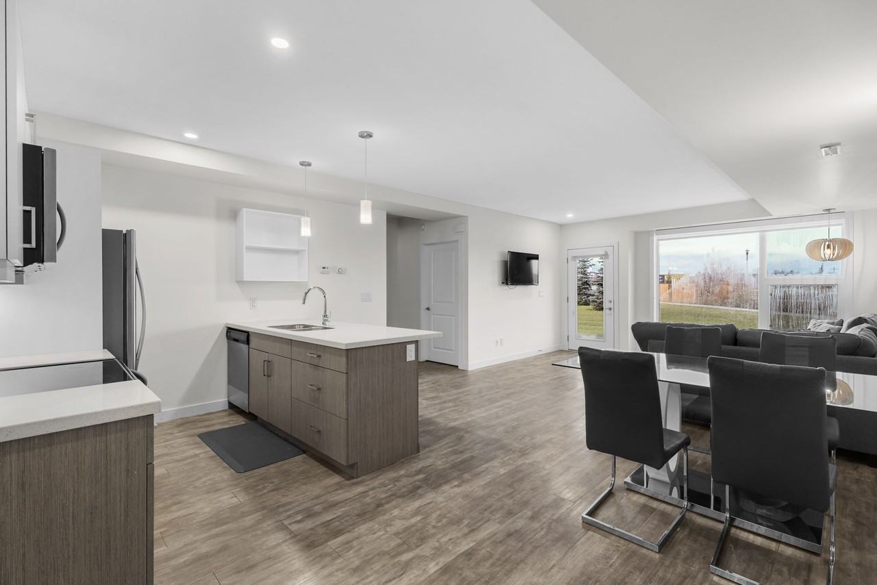 865 Rathgar Avenue 11 - Photo 3 of 29