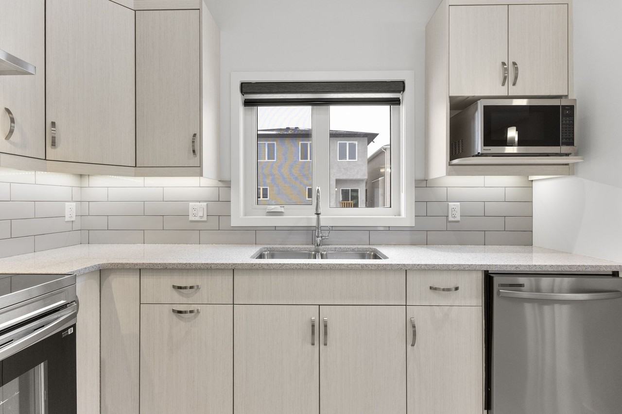 28 Skylark Lane - Photo 3 of 29