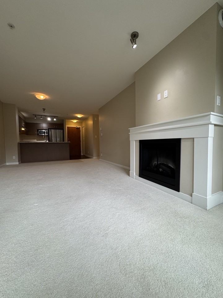 3105 Lincoln Ave - Photo 5 of 18