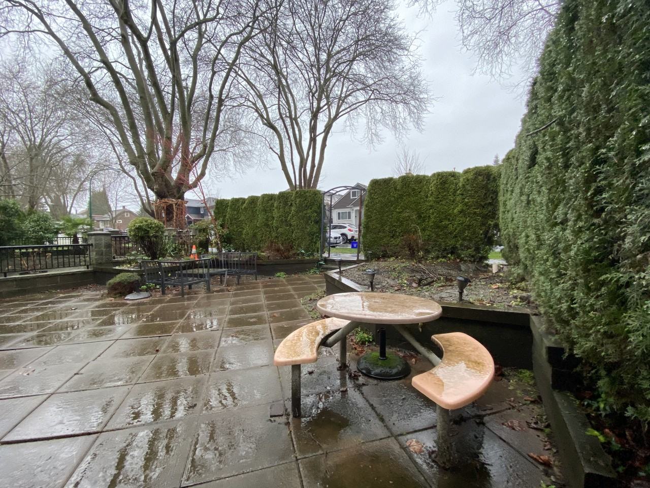 142 42nd Ave E - Photo 2 of 36