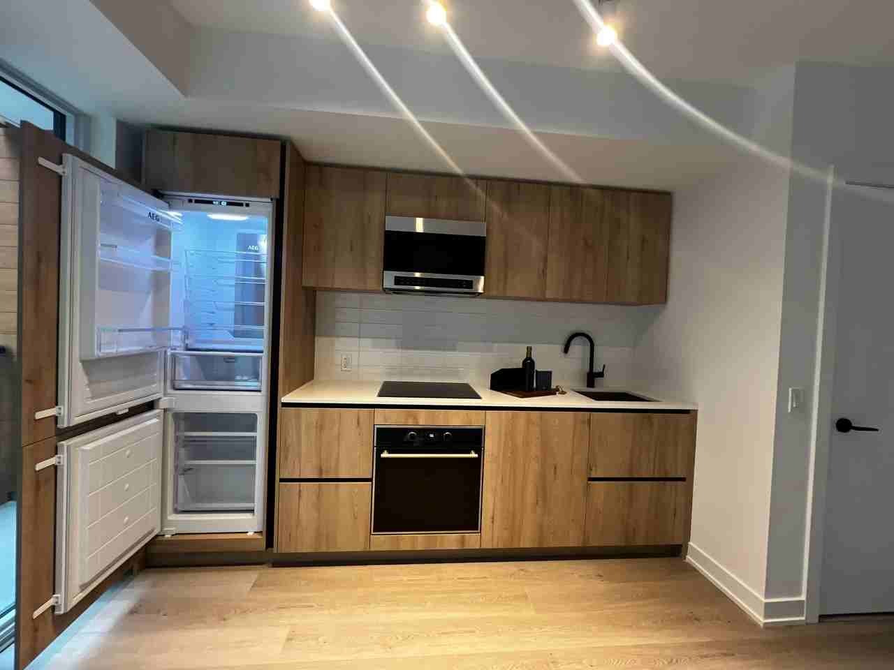 117 Broadway Ave - Photo 4 of 12