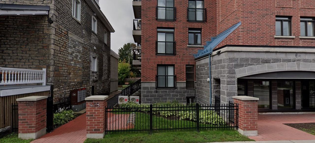 456 King Edward Ave #209-458D - Photo 3 of 12