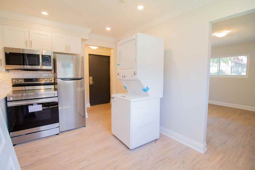 81 Empire St - Photo 2 of 16