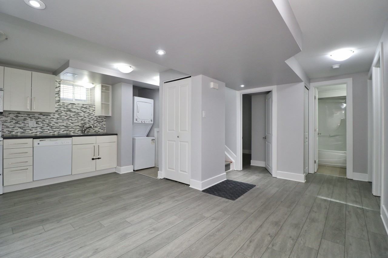 1344 Avenue U - Photo 3 of 48