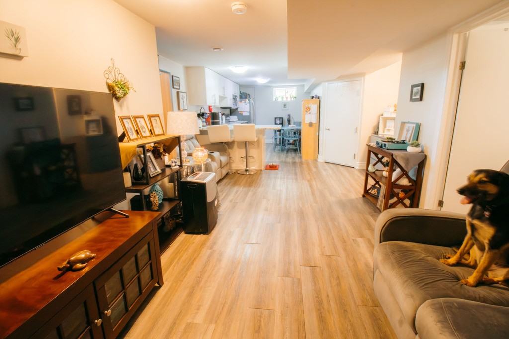 105 Rochelle Dr - Photo 6 of 24