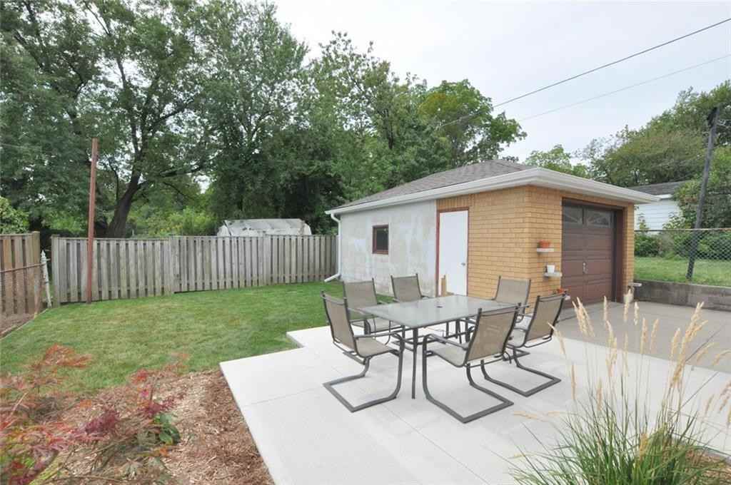 59 Jameston Ave - Photo 3 of 39