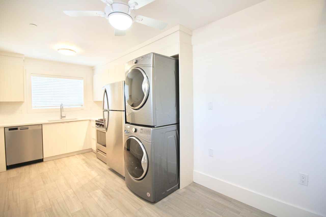 1548 64th Ave W - Photo 2 of 8