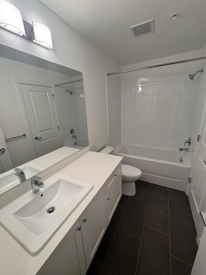 15777 85 Ave - Photo 6 of 7