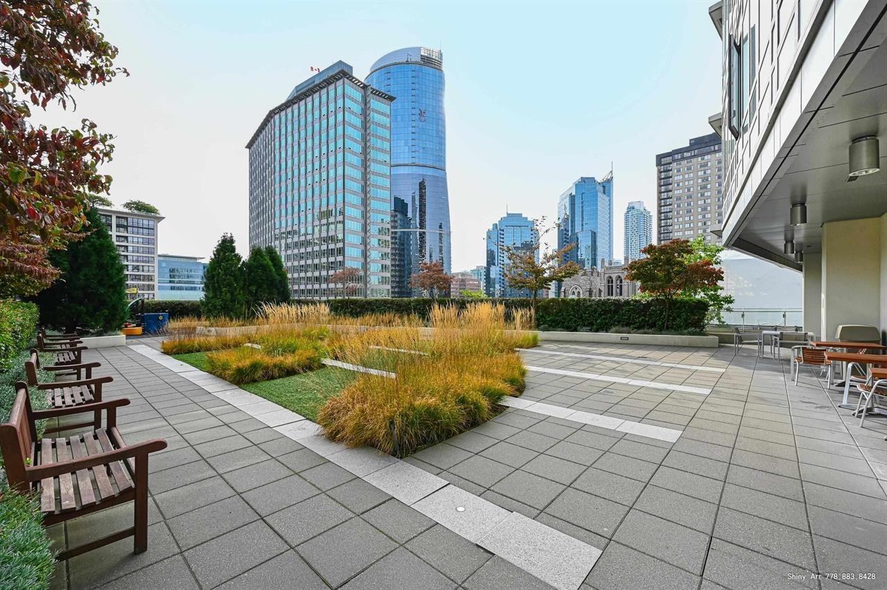 1028 Patina - Photo 4 of 18