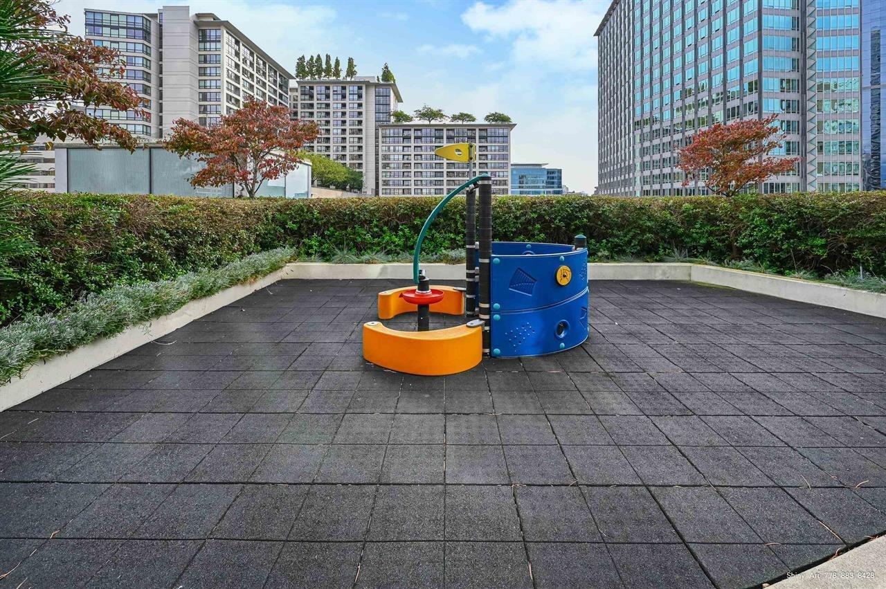 1028 Patina - Photo 5 of 18