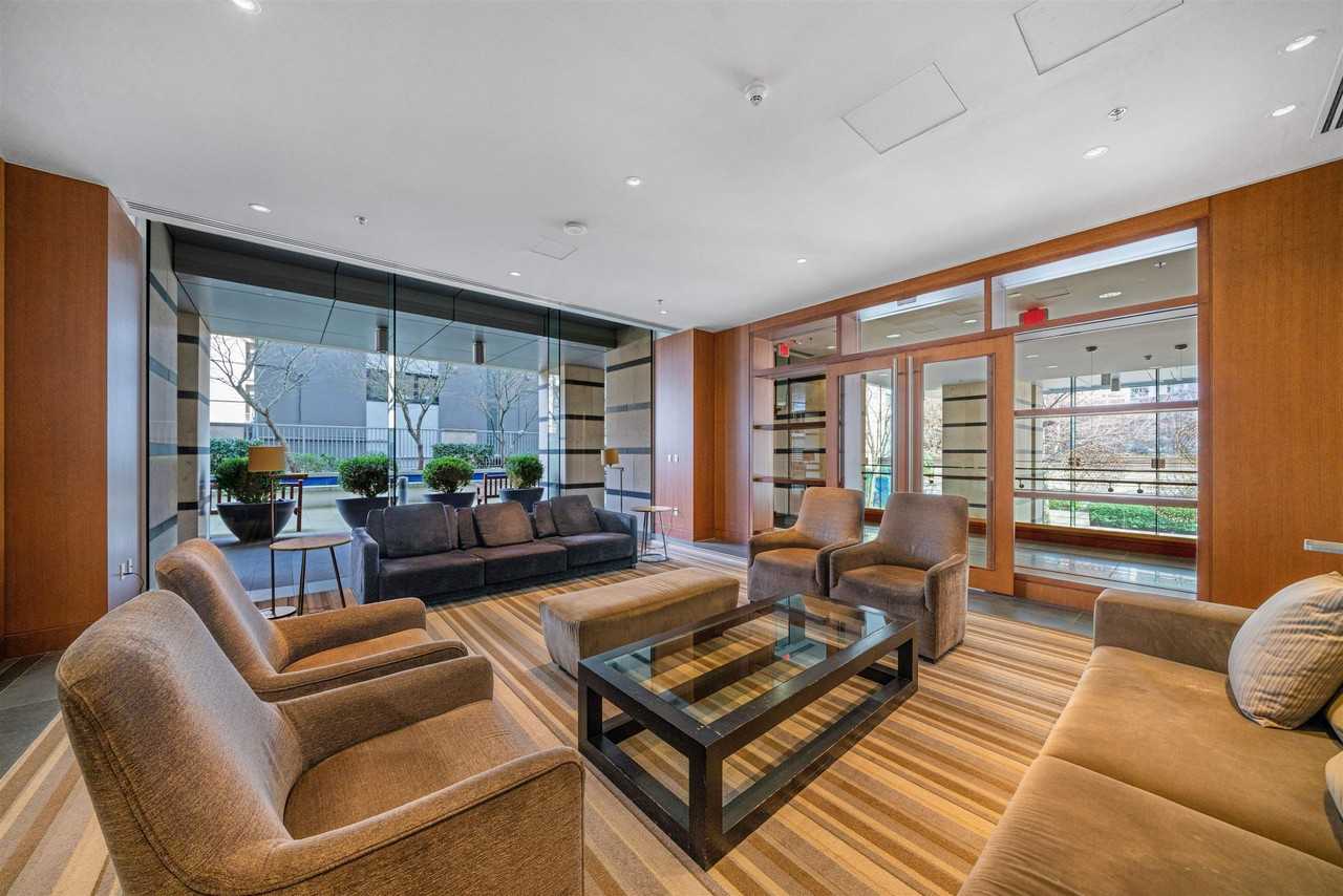 1028 Patina - Photo 6 of 18