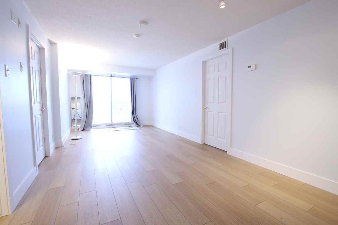 429 Somerset St W - Photo 7 of 34