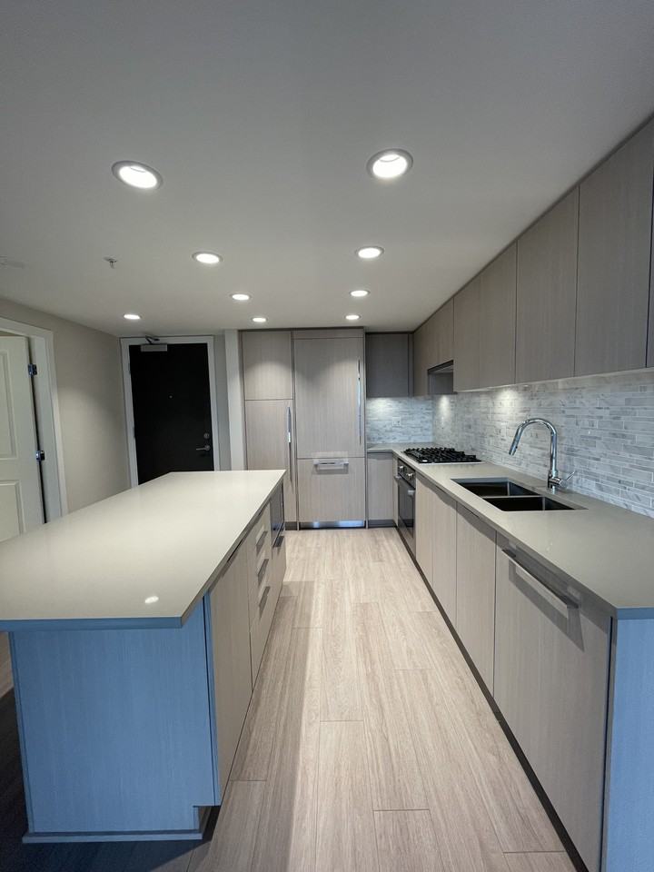 1180 Westwood St - Photo 2 of 31