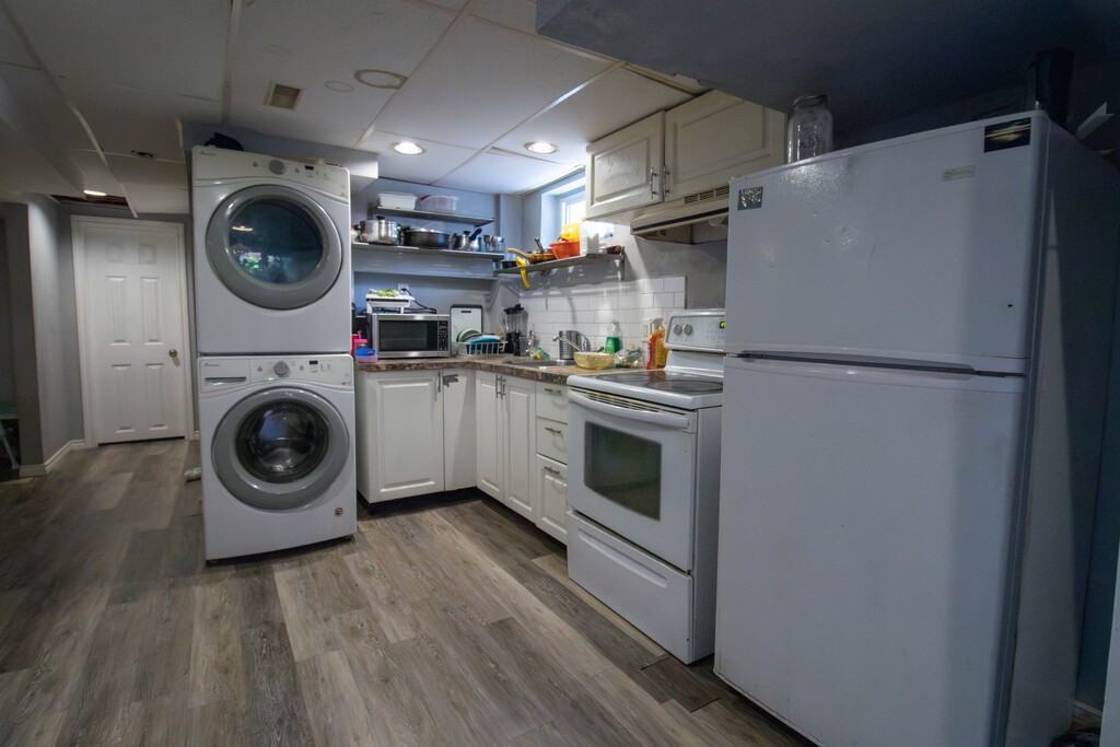 6 Broadview Ave - Photo 2 of 28