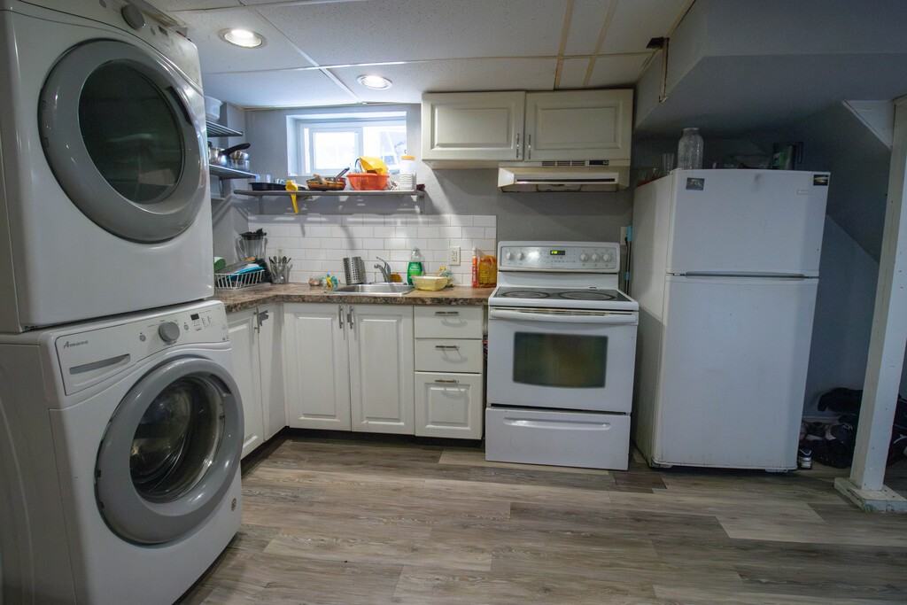 6 Broadview Ave - Photo 3 of 28