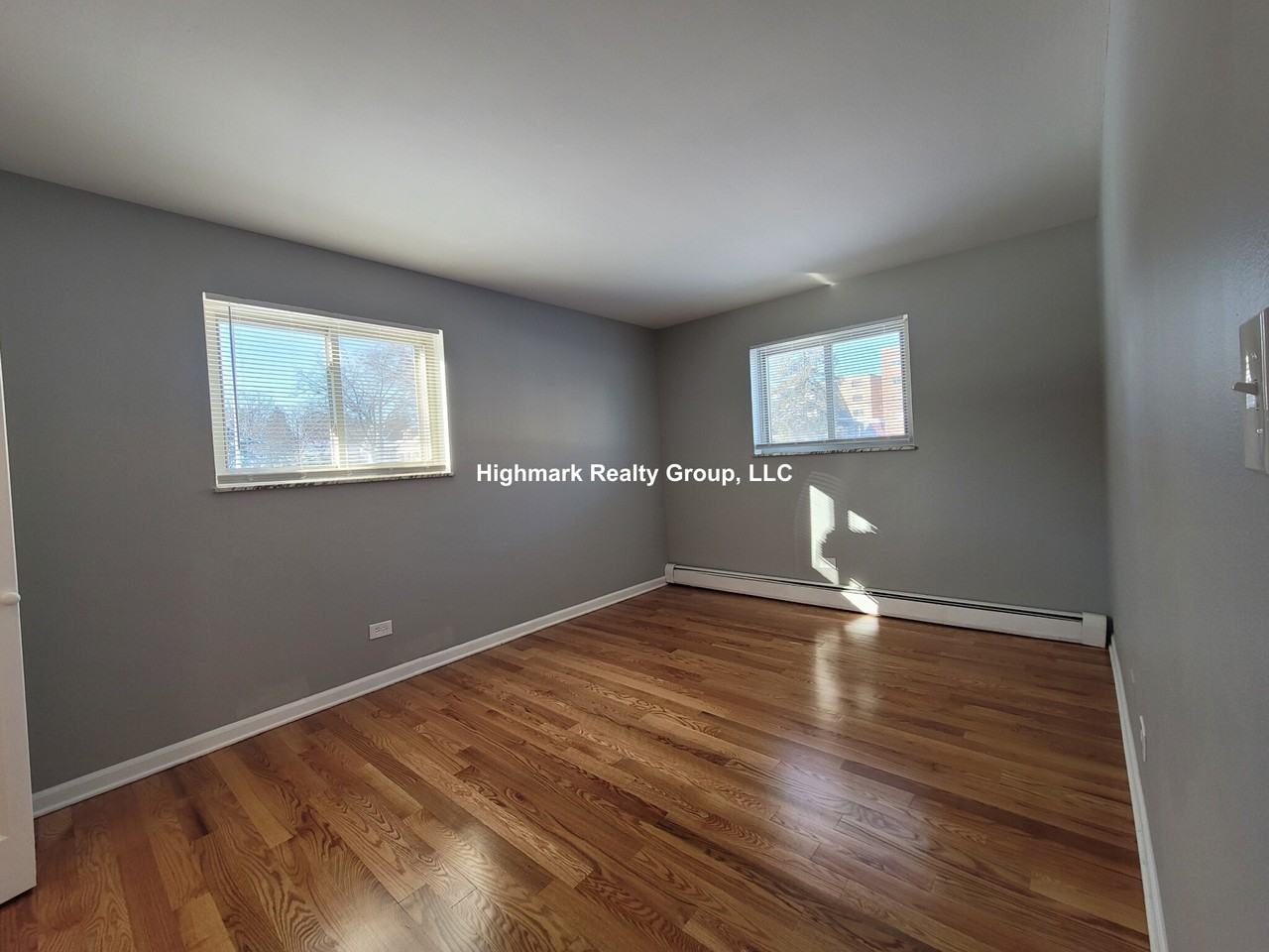1653 Oakwood Ave #1OA - Photo 6 of 9