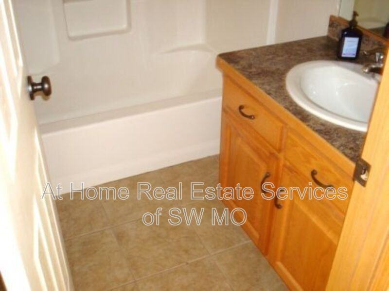 1133 N Westwood Ave - Photo 7 of 7