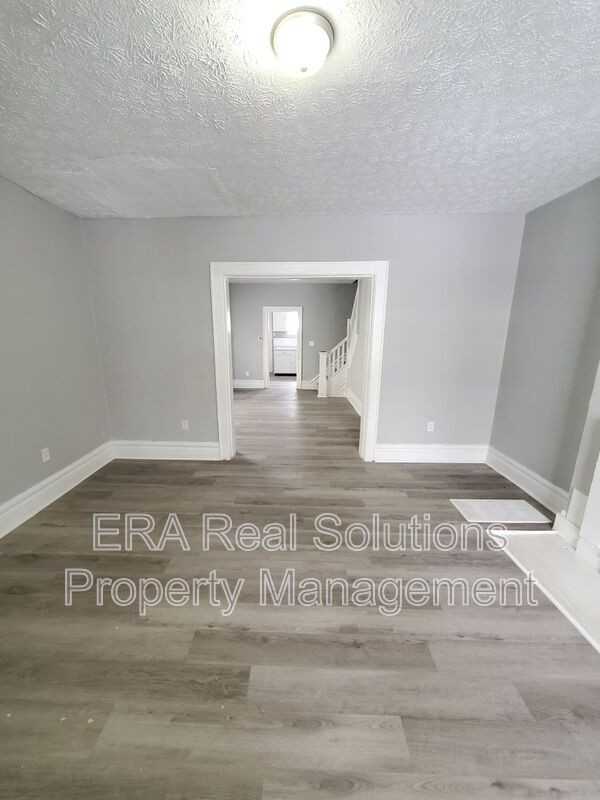 158 Midland Ave - Photo 2 of 17