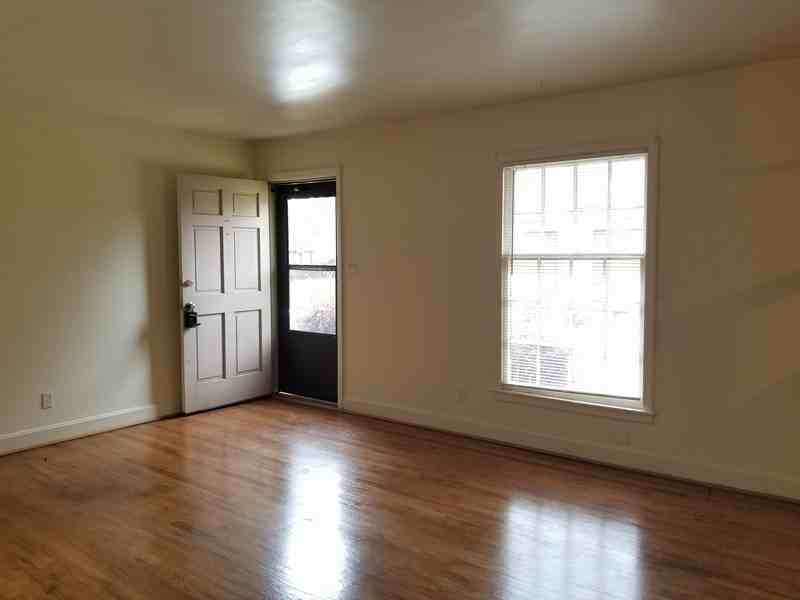 2923 Amity Garden Ct - Photo 4 of 7