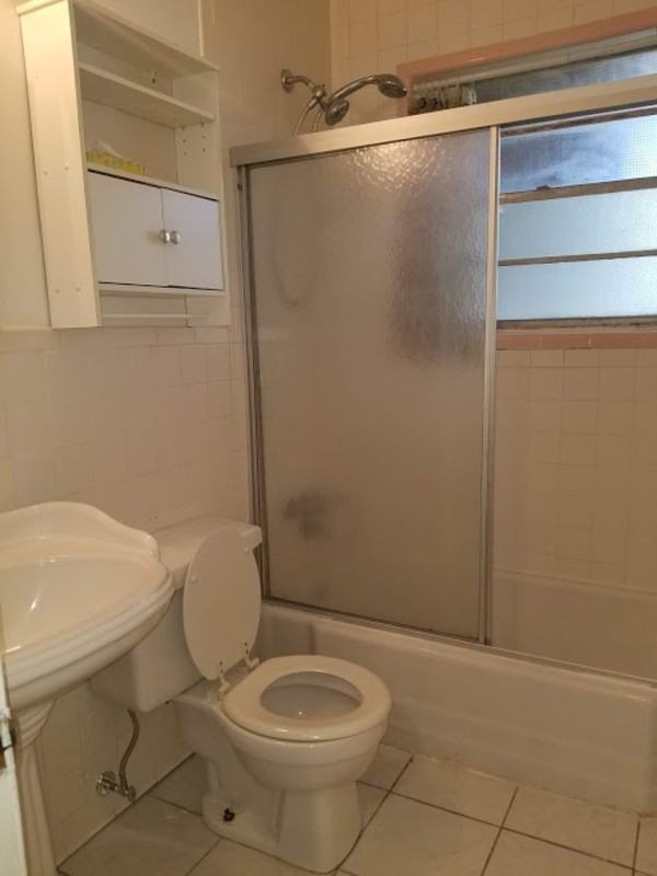 2923 Amity Garden Ct - Photo 7 of 7