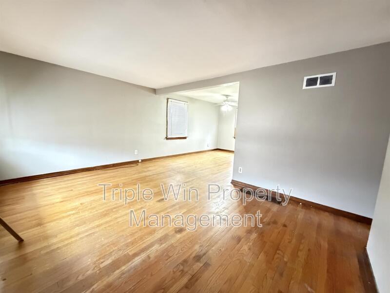 8664 Belhaven Dr #8664BELHAV - Photo 5 of 24