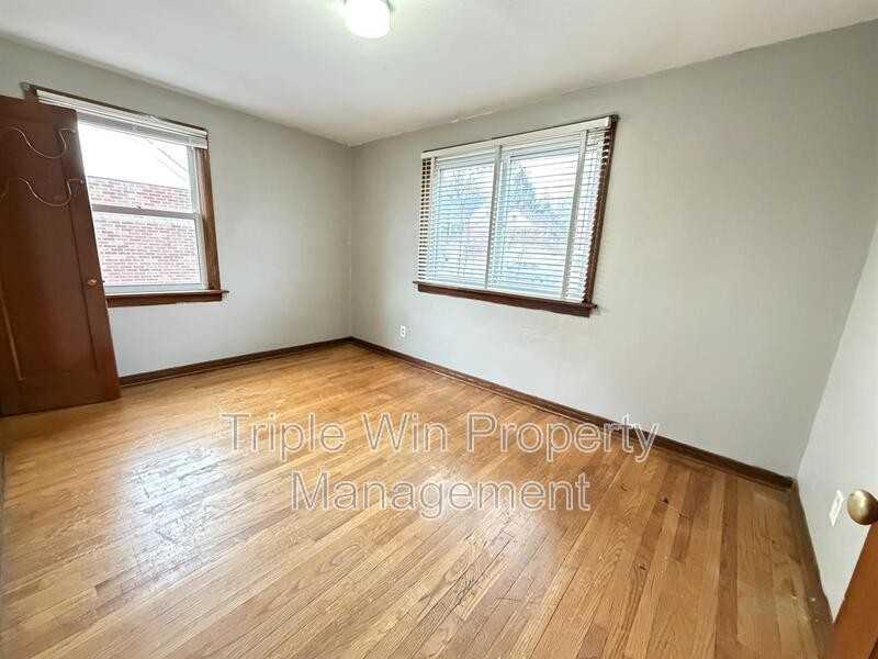 8664 Belhaven Dr #8664BELHAV - Photo 6 of 24