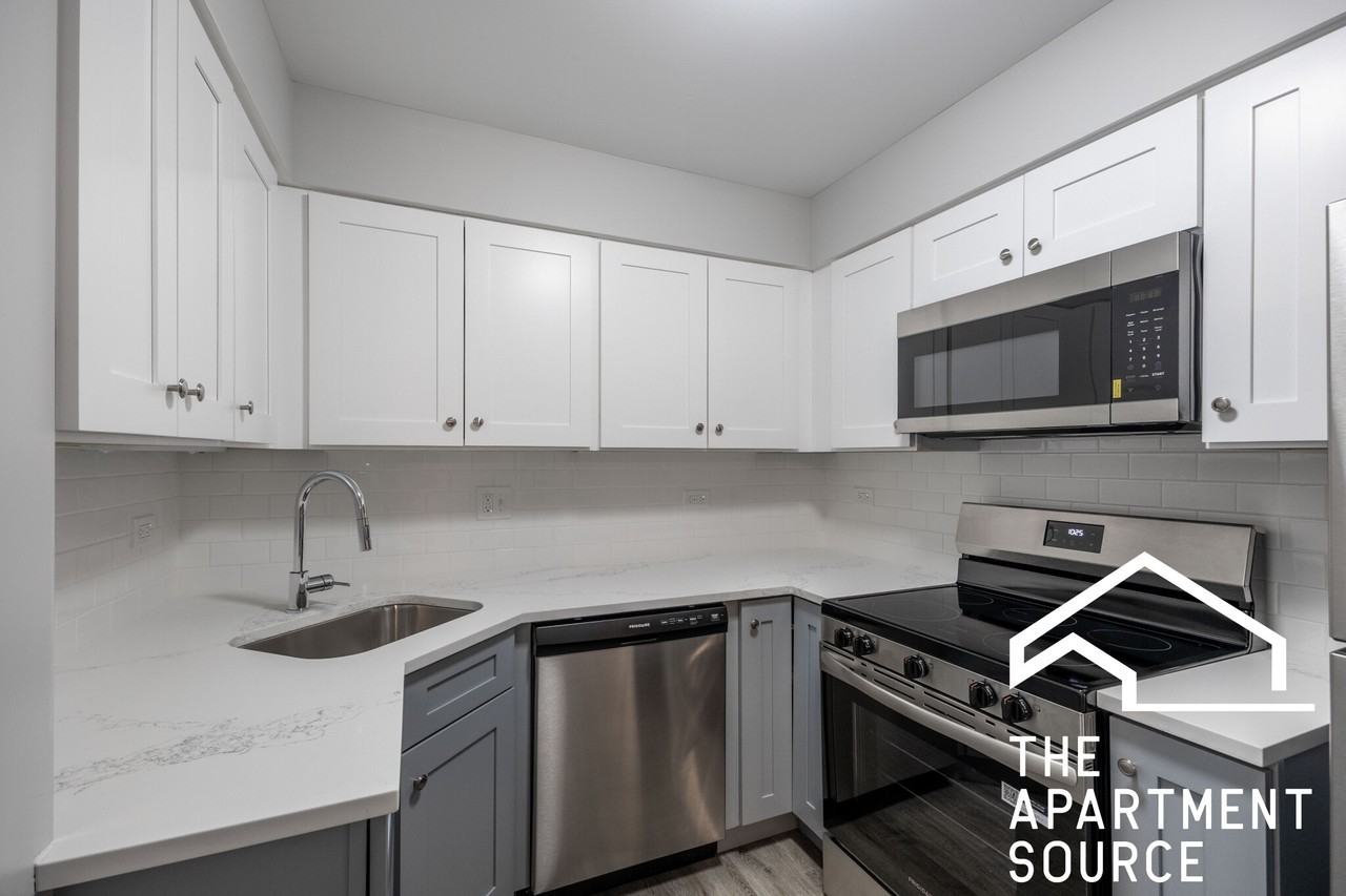 744 W Gordon Ter #312 - Photo 6 of 23