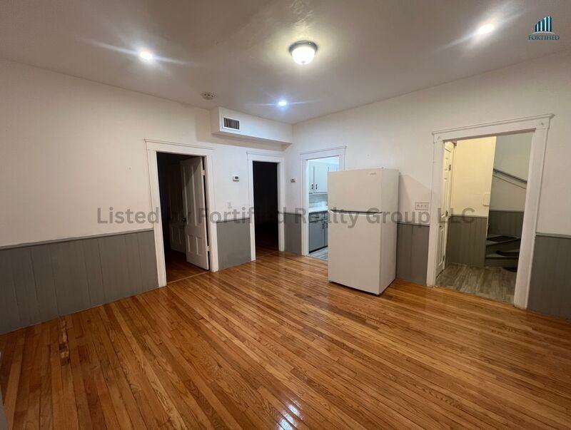 42 Kilburn St #2S - Photo 2 of 25