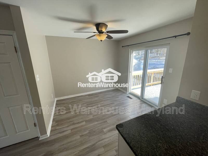 526 Nanticoke Ct - Photo 3 of 18