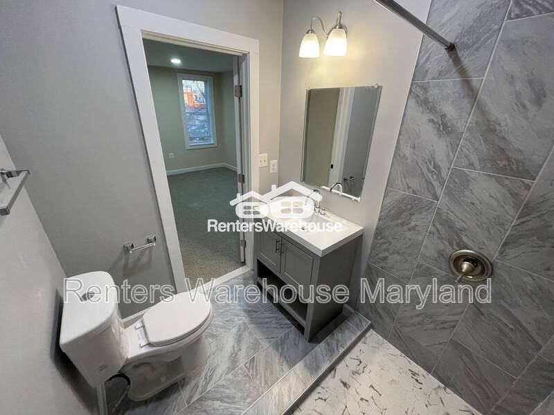 921 N Patterson Park Ave - Photo 4 of 22