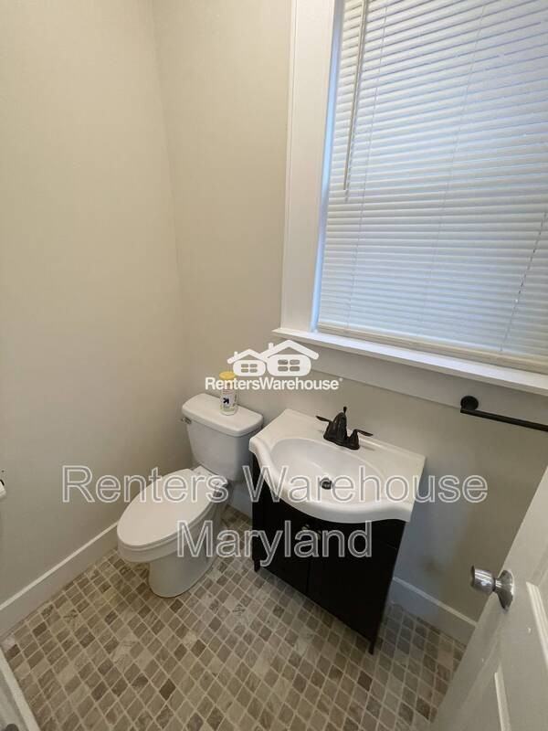 2855 W Cold Spring Ln - Photo 3 of 16