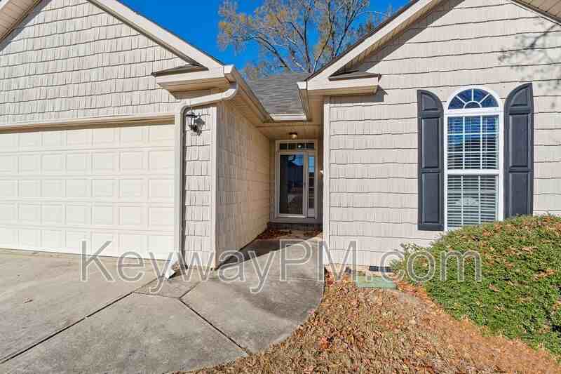 808 Tyler Woods Dr - Photo 2 of 31