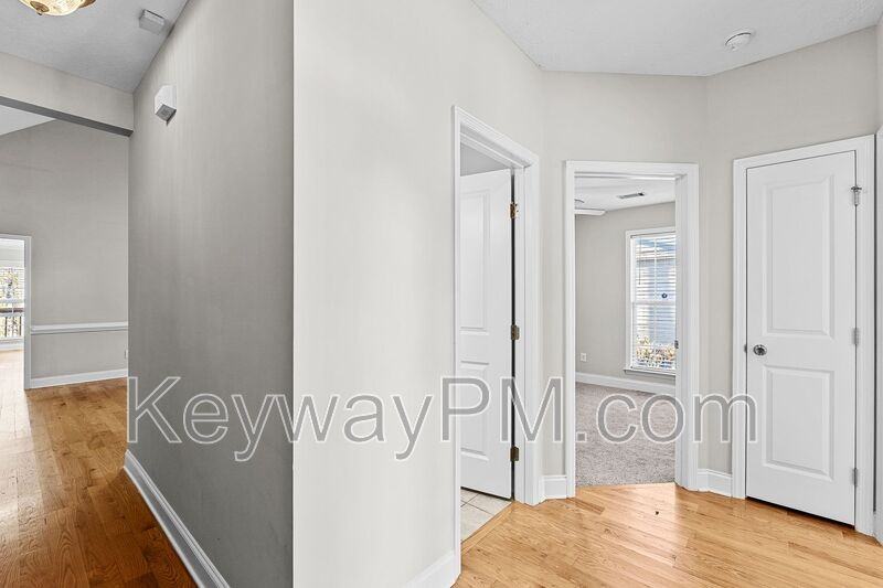 808 Tyler Woods Dr - Photo 3 of 31