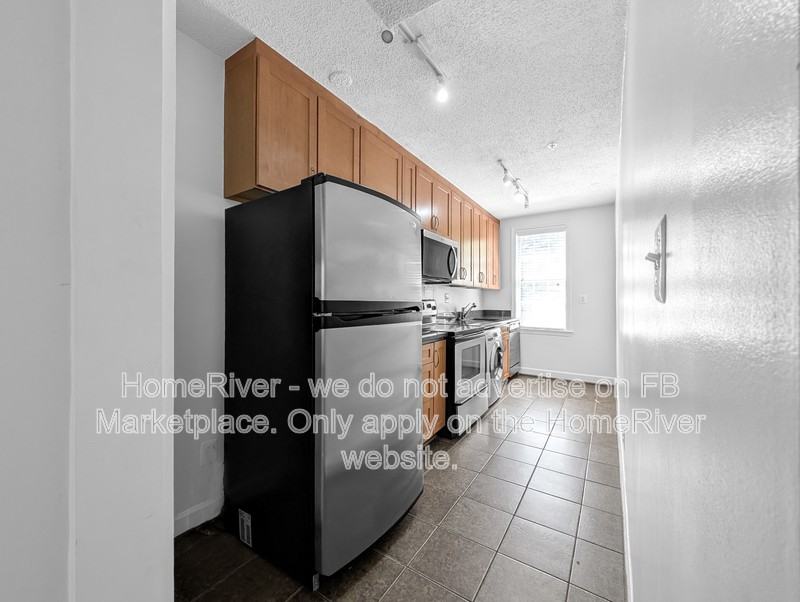 500 Bashford Ln #3323 - Photo 6 of 18