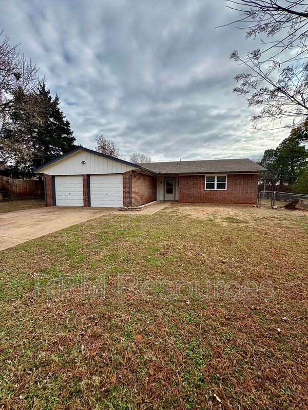 440 E Carson Ln - Photo 3 of 26