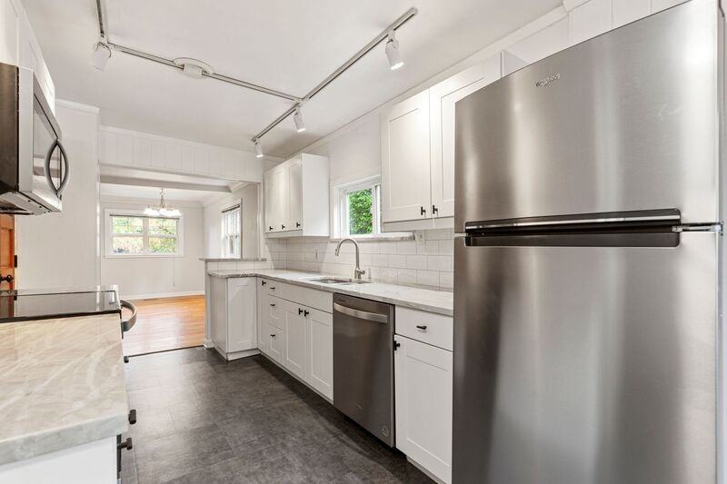 3215 Se 53rd Ave - Photo 2 of 28