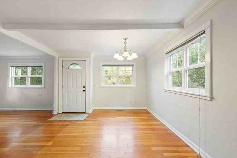 3215 Se 53rd Ave - Photo 5 of 28