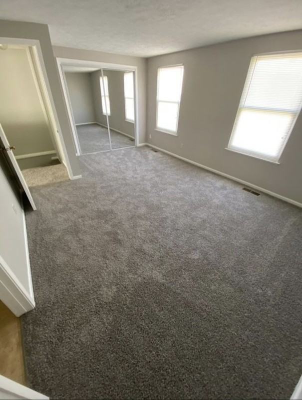 8400 Brigadoon Ct - Photo 7 of 13