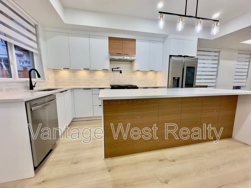 754 Raymer Ave - Photo 2 of 40