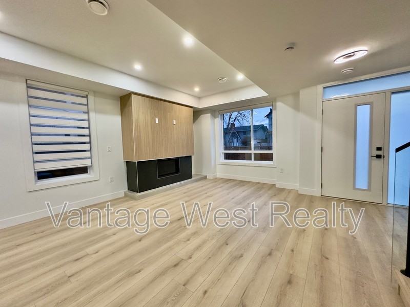 754 Raymer Ave - Photo 7 of 40