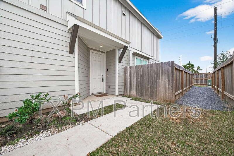 27926 Western Creek Ct - Photo 4 of 50