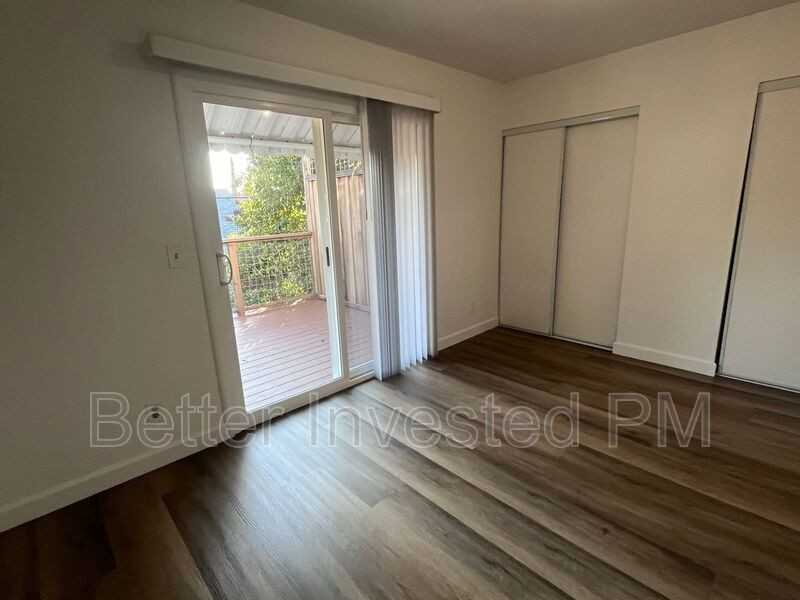 752 Beaver St #A - Photo 4 of 10