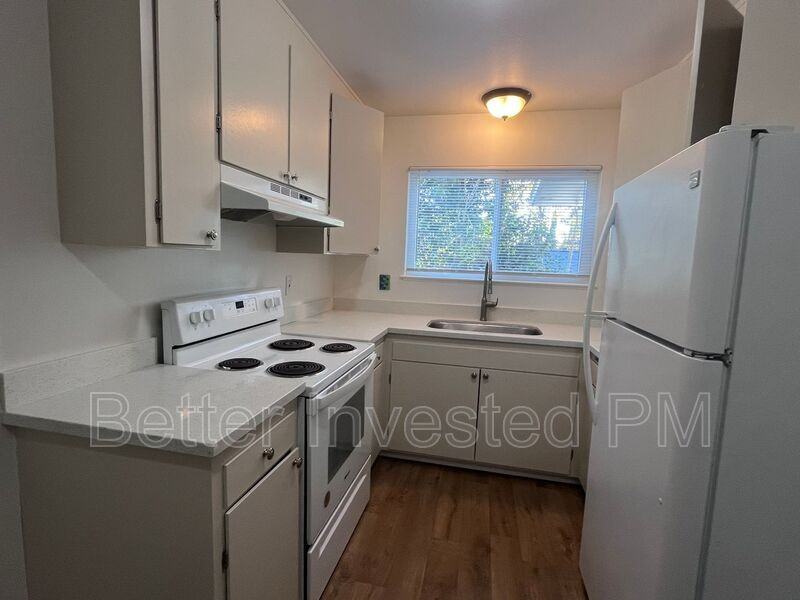 752 Beaver St #A - Photo 5 of 10