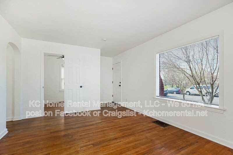 7219 Chestnut Ave - Photo 3 of 25